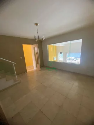 Imagem Sobrado com 3 dormitórios à venda, 264 m² por R$ 499.000,00 - Vila São João Batista - Guarulhos/SP