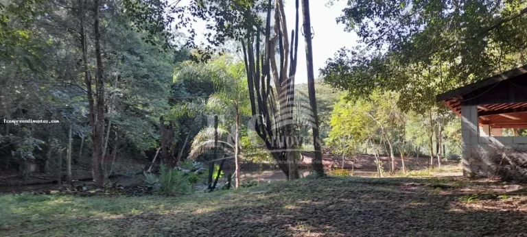 Imagem Chácara para Venda em Limeira, Rodovia Anhanguera, 3 dormitórios, 2 suítes, 1 banheiro, 5 vagas