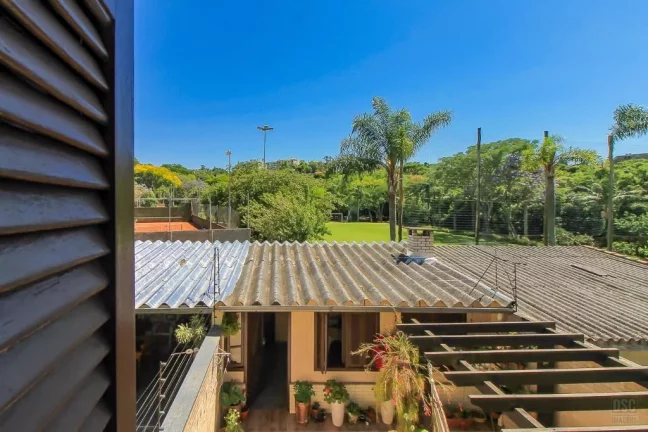 Imagem Casa à venda no bairro Cavalhada - Porto Alegre/RS
