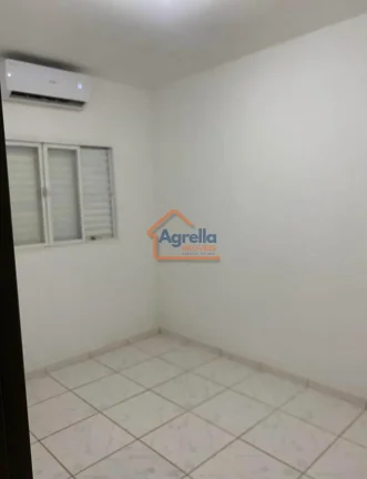 Imagem Casa à venda no bairro Jardim Araucaria - Mogi Guaçu/SP
