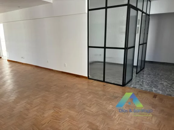 Imagem Apartamento com 3 dormitórios e 4 banheiros no Jardim América/SP!