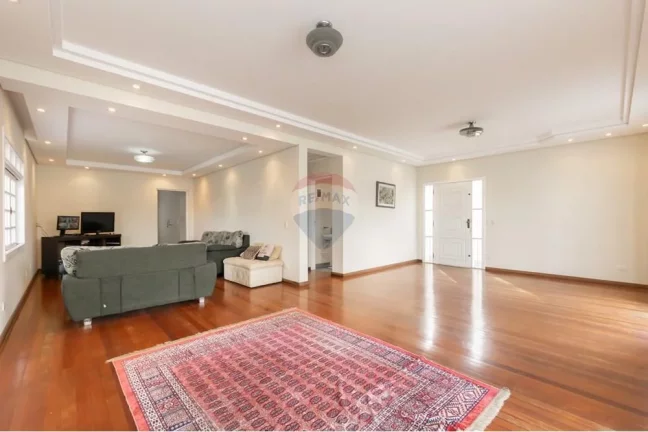 Imagem Casa bem localizada com 4 dormitórios 2 suíte 7 vagas 382m2