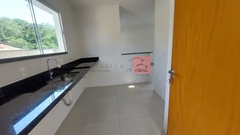 Imagem Casa Triplex à venda no Barroco, Itaipuaçu.