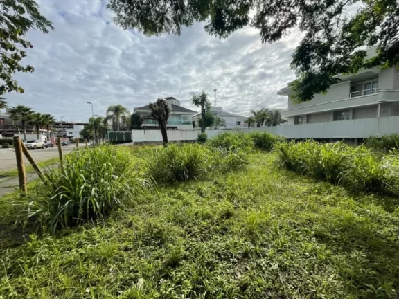 Imagem Terreno à venda, 598 m² - Jurerê Internacional - Florianópolis/SC