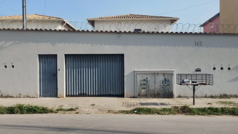 Imagem Casa à Venda em São Benedito, Santa Luzia, 2 Quartos, 67m²