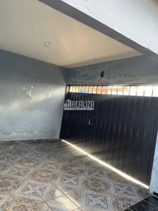 Imagem Casa à Venda em Uberaba - 2 dormitórios e suíte!
