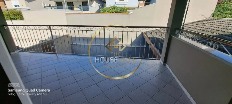 Imagem Casa Sobrado 4 Dormitórios (3 suítes), 3 Vagas, Condomínio Portal da Serra.