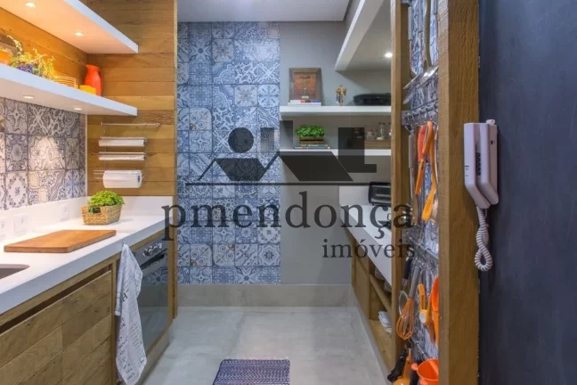 Imagem Pinheiros apartamento reformado e decorado com 3 dts (1 suíte) e 2 vagas, 117 m2
