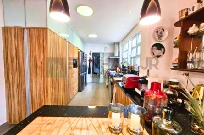 Imagem Imperdível Apartamento de Luxo à Venda em Jardim Paulista, São Paulo-SP: 3 Quartos, 3 Suítes, 4 Salas, 4 Banheiros, 3 Vagas de Garagem, 282m²!