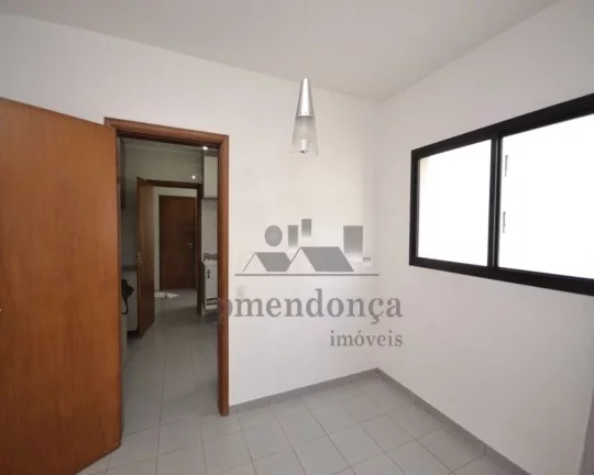 Imagem Apartamento Higienópolis com 197m², 3 suítes e 3 vagas.