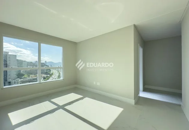 Imagem Apartamento no Edificio Garden Square com 4 suítes à venda, 179 m² - Meia Praia