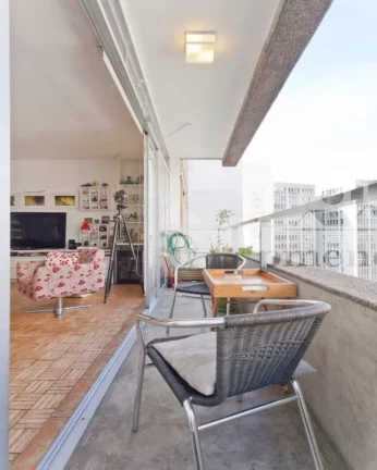 Imagem Apartamento à venda na Rua Sabará com 3 quartos sendo 2 suítes, 2 vagas, 193m²