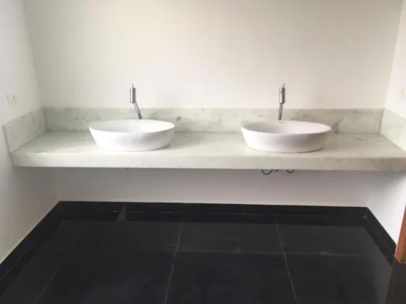 Imagem Casa no Res. Alpha 6 - 488m²