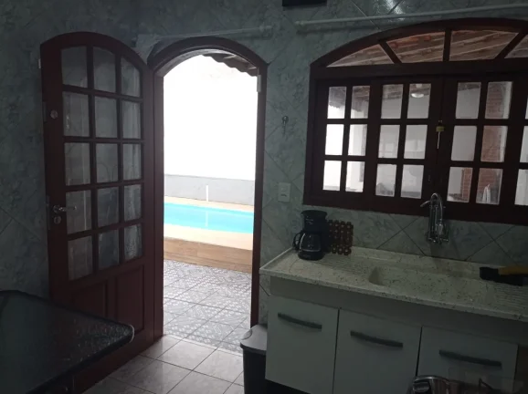 Imagem Casa para Venda em Itanhaém, Gaivota (Praia), 2 dormitórios, 1 suíte, 1 banheiro, 4 vagas