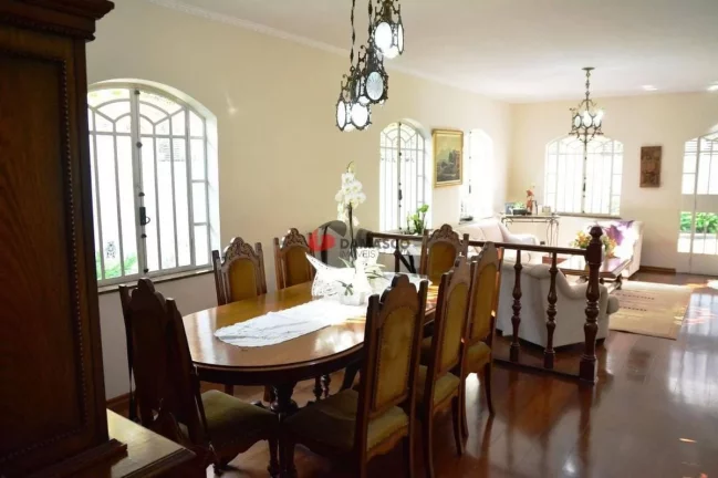 Imagem Casa à venda 3 Quartos, 1 Suite, 6 Vagas, 361M², Jardim São Caetano, São Caetano do Sul - SP