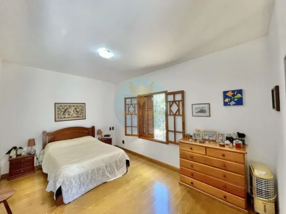 Imagem Casa em Condomínio a Venda no bairro Granja Viana - Embu das Artes, SP