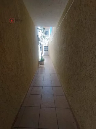 Imagem CASA TÉRREA PARA ALUGAR A 10 MINUTOS A PÉ DO METRÔ TAMANDUATEÍ. 3 DORMITÓRIOS E VAGA DE GARAGEM. PRÓXIMO AO SHOPPING CENTRAL PLAZA E PADARIA CEPAM.