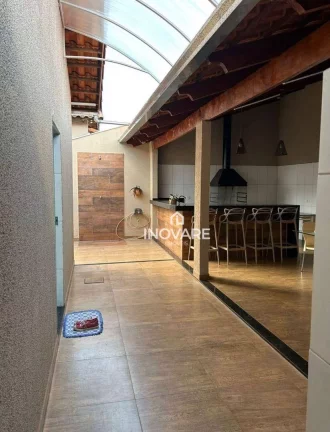 Imagem Casa com 3 dormitórios à venda, 250 m² por R$ 790.000,00 - Setor Afonso Pena - Itumbiara/GO