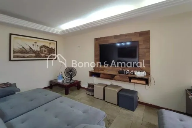 Imagem Amplo Imóvel à Venda com 3 Quartos em Campinas

Estamos oferecendo um espaçoso imóvel localizado...