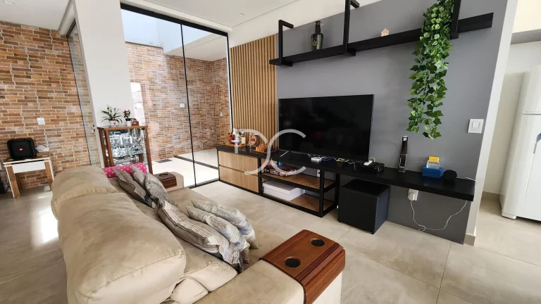 Imagem Ibiti Reserva - Venda Sobrado AC 200m² | AT 250 m² | 3 Suítes | 5 Ban | 4 Vagas | Jacuzi