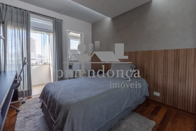 Imagem Apartamento na Pompéia com 226m², 4 suítes e 4 vagas