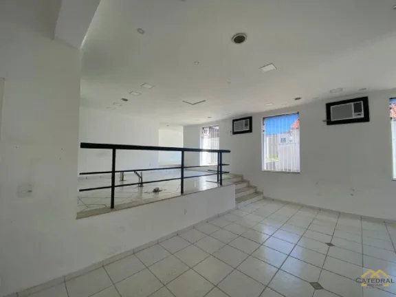 Imagem Salão à Venda com 484m² - Jardim Ana Maria - Jundiaí/SP