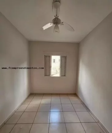 Imagem Apartamento para Venda em Limeira, Vila Queiroz, 2 dormitórios, 1 banheiro, 1 vaga