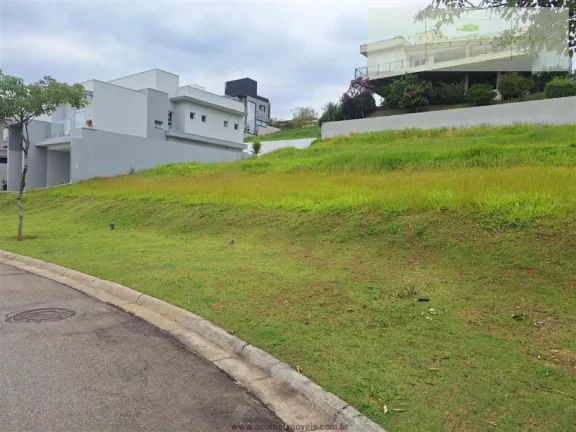 Imagem Terrenos em Condomínio para venda em Santana de Parnaiba no bairro Genesis 1