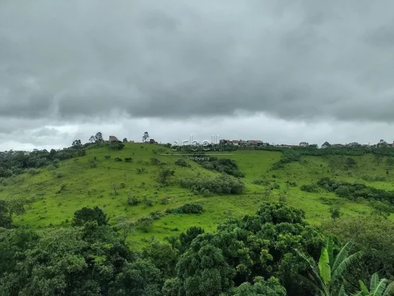 Imagem Vendo 6 casas em Itapecerica da Serra - SP. Excelente oportunidade para quem pretende viver de alugu...