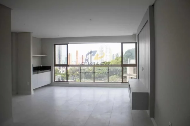 Imagem Vendo Apartamentos com 133 m², 3 suítes + DCE, sala p/ 2 ambientes e 2 vagas