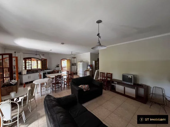 Imagem Linda Chácara fazendo Fundo pra Represa em Piracaia- 2.500m² por R$950 mil!