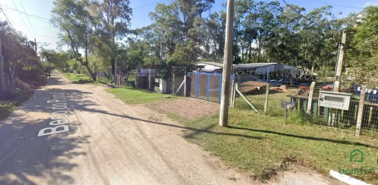 Imagem Terreno de 23 X 30 m para venda, no Lami, Porto Alegre/RS.