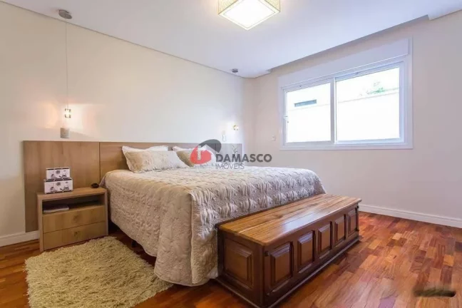 Imagem Sobrado à venda 4 Quartos, 3 Suites, 4 Vagas, 260M², Jardim São Caetano, São Caetano do Sul - SP