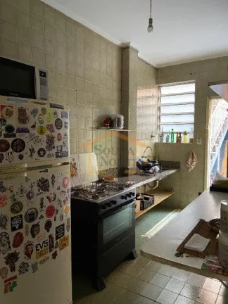 Imagem Sobardo 4 dormitórios, sendo 2 suítes, sala ampla e bem iluminada, lavabo, cozinha, quintal, sem v...