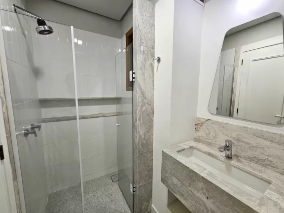 Imagem HCVK 564 Apto 10394-EX - Apartamento à venda no bairro Higienópolis - Porto Alegre/RS