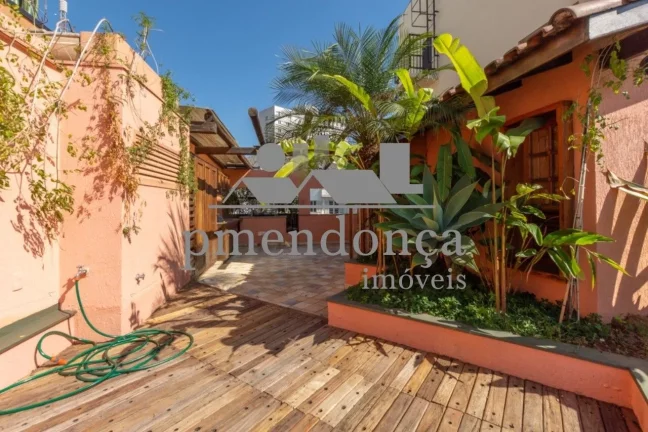 Imagem Linda cobertura duplex reformada  venda em Perdizes com 200m².