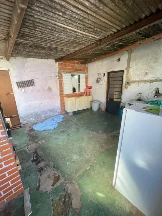 Imagem Imperdível Casa à Venda em Sorocaba-SP, Bairro Cajuru do Sul: 3 Quartos, 1 Suíte, 3 Salas, 2 Banheiros, 2 Vagas, 180,49 m².
