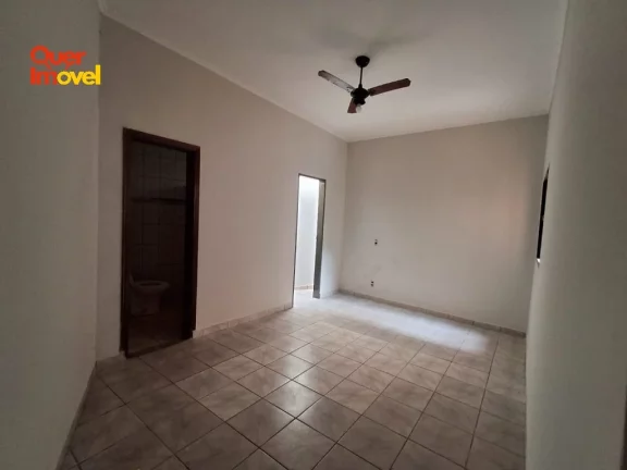 Imagem Imperdível oportunidade! Casa para venda em Ribeirão Preto-SP, Vila Virgínia. 3 quartos, 1 suíte, 1 sala, 2 vagas de garagem, 130,00 m². Quer Imóvel Negócios Imobiliários!