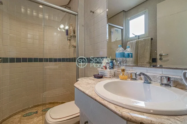 Imagem Magnífico projeto de Ruy Ohtake, um por andar, 210m². No Panamby com vista maravilhosa, espaçoso ...