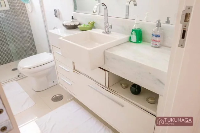 Imagem Apartamento com 3 dormitórios à venda, 114 m² por R$ 780.000 - Praia de Pitanqueiras - Guarujá/SP