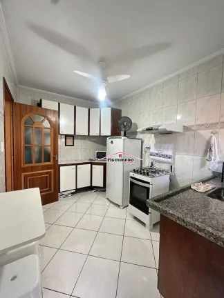 Imagem Apartamento com 2 dormitórios à venda, 75 m² por R$ 550.000,00 - Canto do Forte - Praia Grande/SP