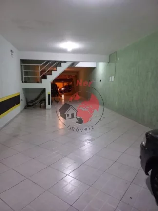 Imagem Cobertura em Prédio Sem, 2 dorms com móveis planejados, sacada, quintal com churras , 2 vagas, Bairro Vila Camilópolis, Santo André