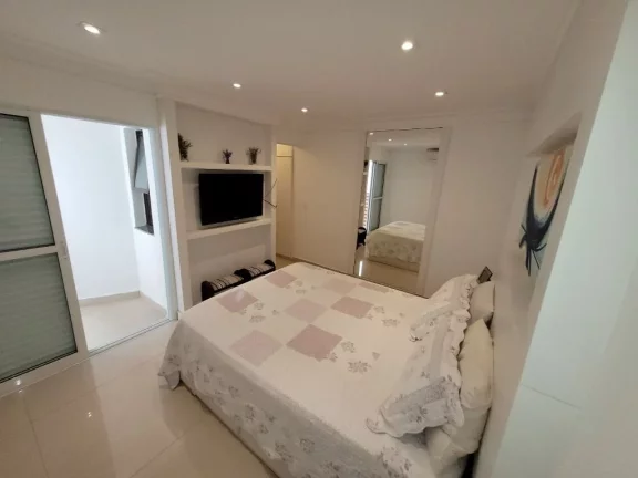 Imagem APARTAMENTO COM 3 DORMITÓRIOS, SENDO 1 SUÍTE, VARANDA GOURMET, PREDIO COM PISCINA, 1 QUADRA DA PRAIA DAS ASTÚRIAS