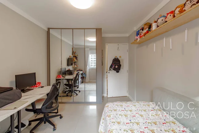 Imagem Itaim Bibi Venda - Reformado - 2 dormitórios - 1 Vaga - 105m²