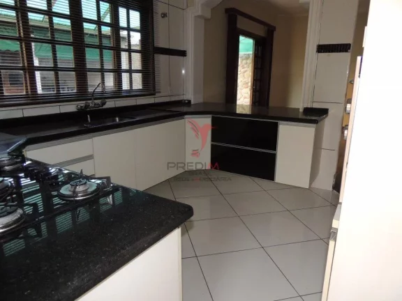 Imagem ...lt;br...gt;Casa assobradada com 3 quartos sendo 1 su...iacute;te, Lavabo, Sala 2 ambientes, Cozin...