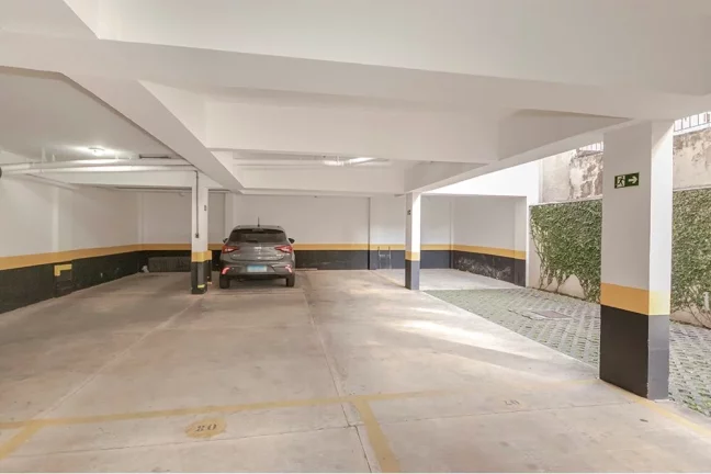 Imagem Apartamento com 1 Quarto à Venda, 31 m² em Menino Deus - Porto Alegre