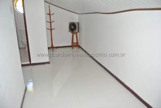 Imagem Casa Independente Piscina ... Churrasqueira
