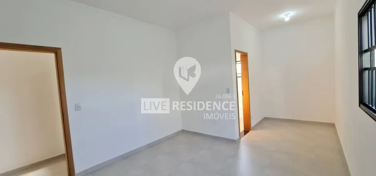 Imagem Oportunidade em Itatiba, SP: Terreno de 250m² e Construção de 140m²