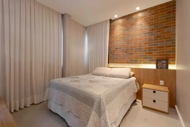Imagem Apartamento com 3 dormitórios sendo 2 suítes e 2 vagas de garagem em Balneário Camboriú/SC