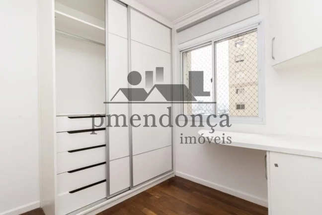 Imagem Apartamento na Barra Funda com 96m² em andar alto, 3 quartos e 2 vagas.